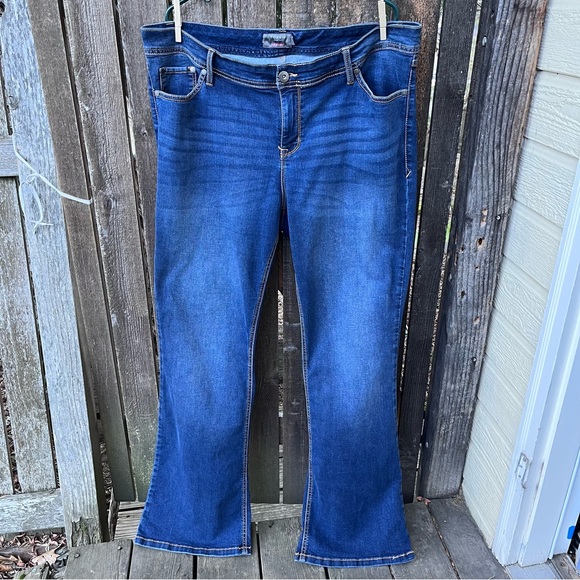 Torrid Luxe Slim Boot Jeans #11661101 Sz 20Tall - Picture 12 of 16